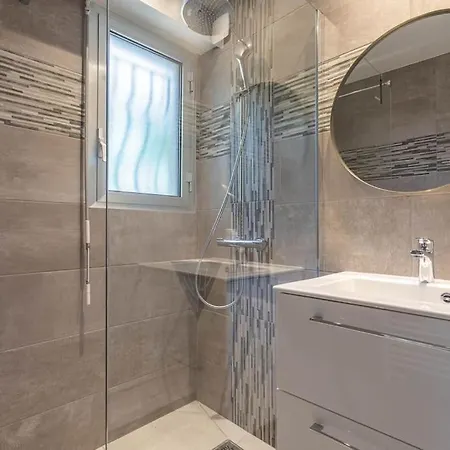Dans Les Golfs Appt 47m2 Piscine Apartment Saint-Raphaël