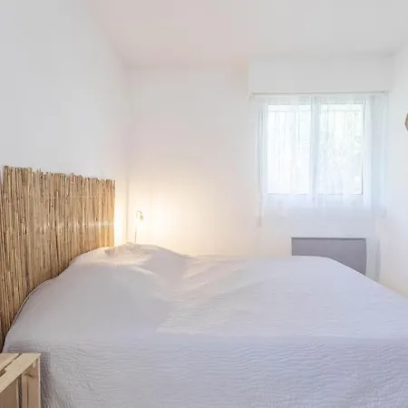 Apartment Dans Les Golfs Appt 47m2 Piscine Saint-Raphaël